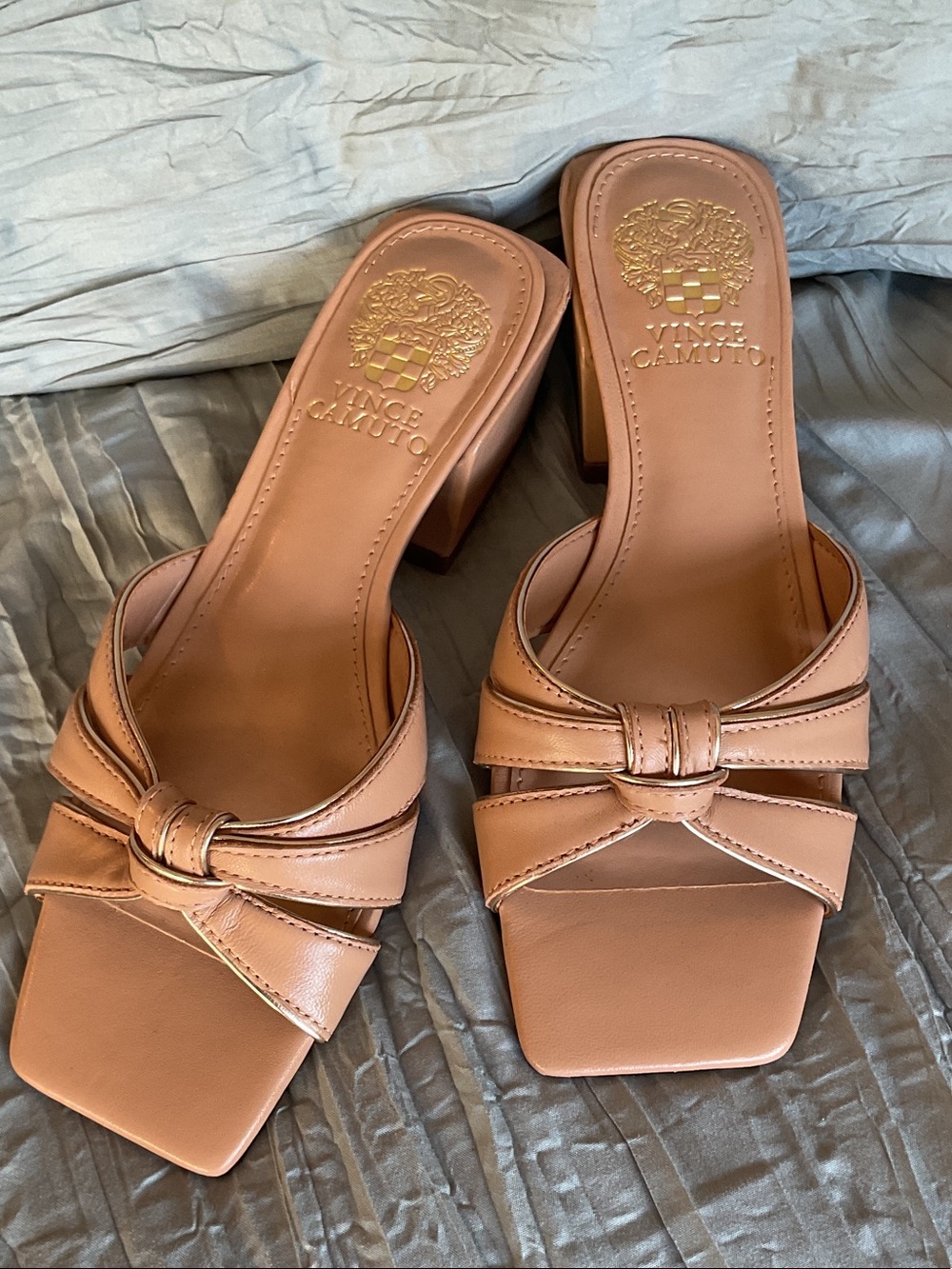 Vince Camuto Selaries Tan Leather Knotted Slide Mules